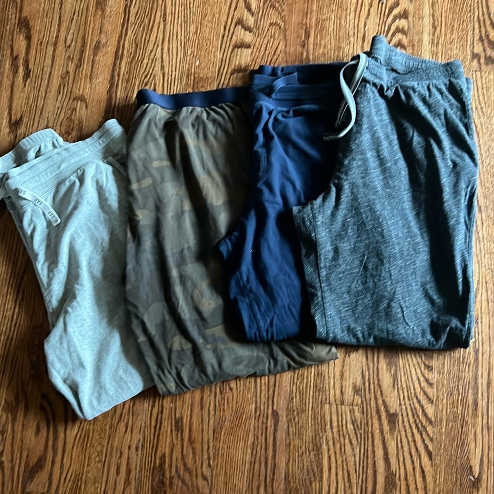 GAP Men’s sleepwear pants(FOUR) size  Large